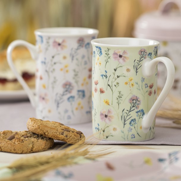 The English Tableware Company Pressed Flowers Green Flare Rim Mug