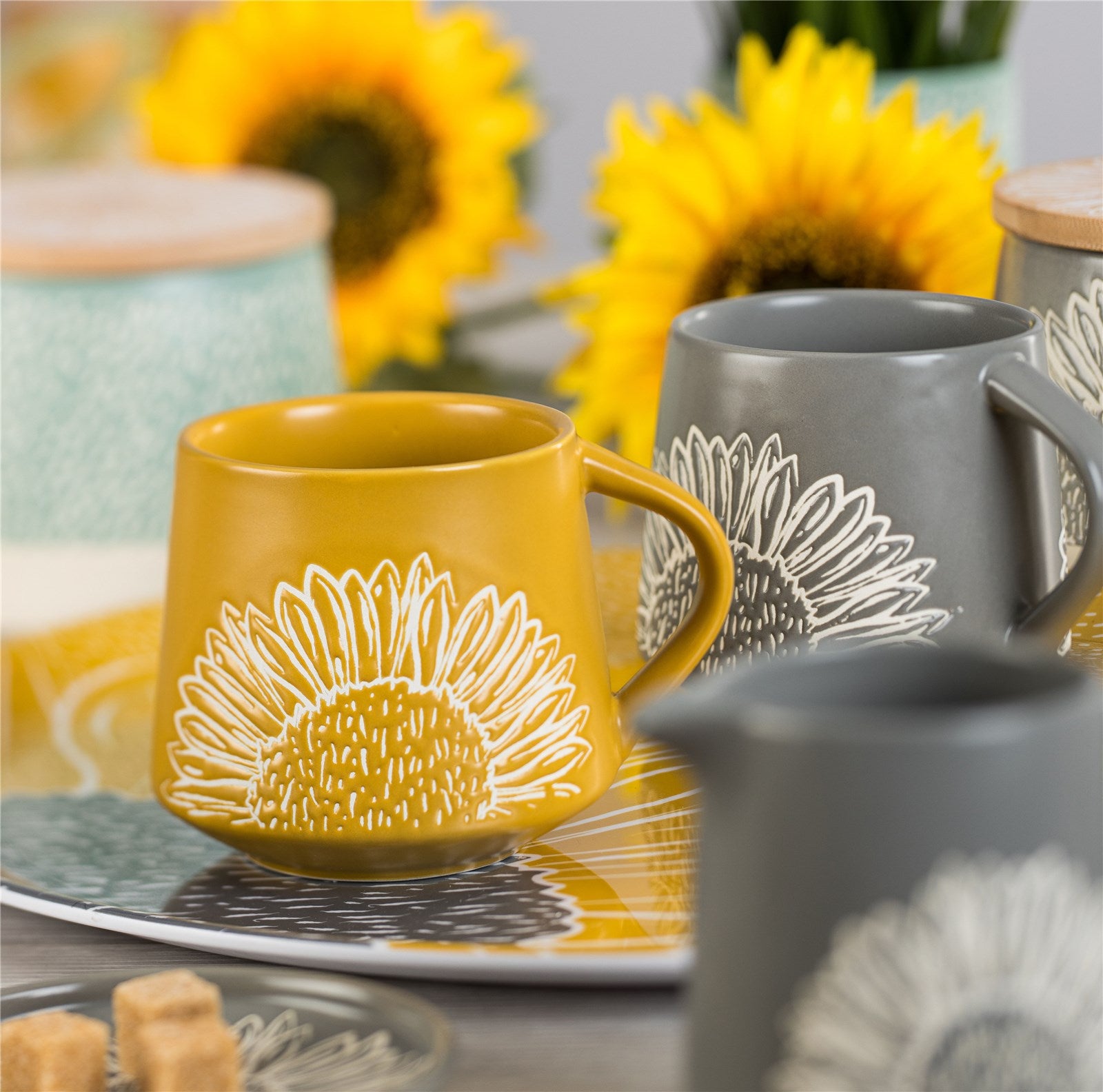 The English Tableware Company Artisan Flower Yellow Wax Resist Mug