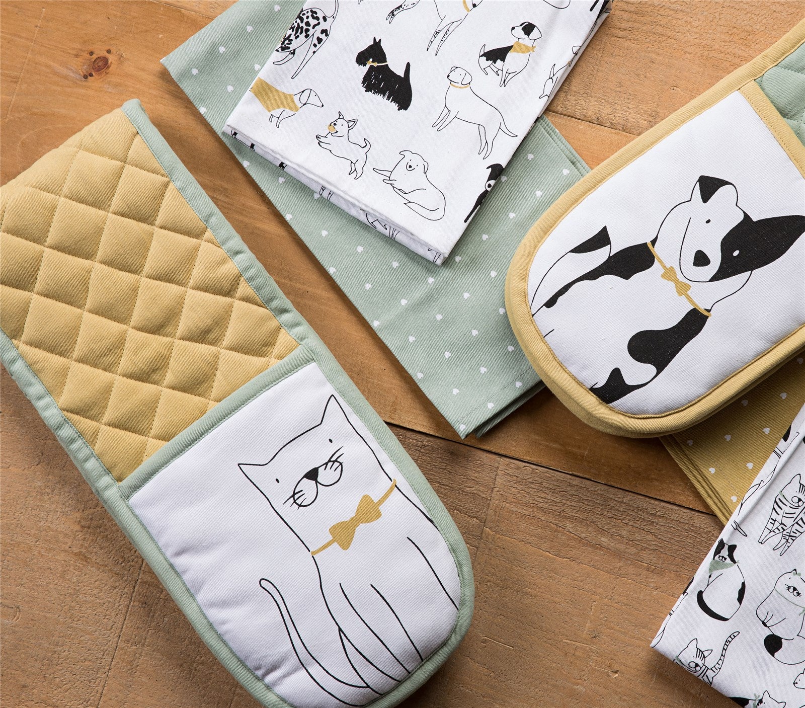 The English Tableware Company Playful Pets Set of 2 Dog Tea Towels